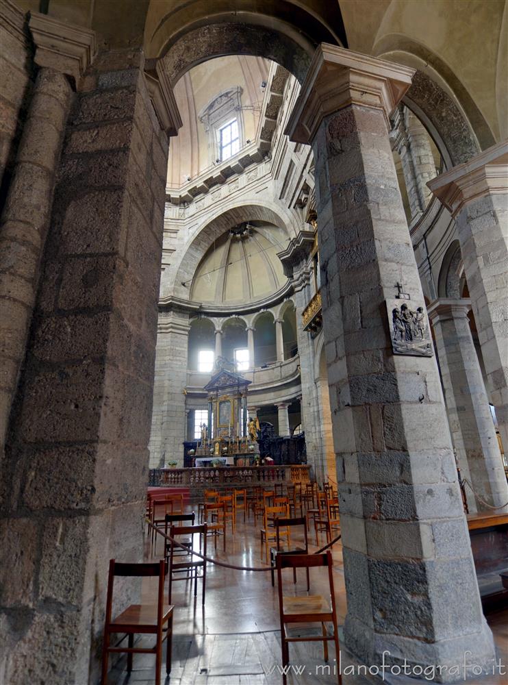 Milano - Altare maggiore della Basilica di San Lorenzo Maggiore visto dal deambulatorio